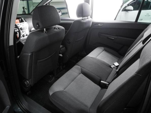 Opel Zafira B Рестайлинг с пробегом 2014 года, цена 974 000 рублей, 131819 км, компактвэн, Автокод Объявления