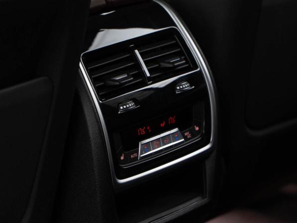 BMW X5 IV (G05/G18) Рестайлинг с пробегом 2023 года, цена 11 787 434 рубля, 18760 км, внедорожник, Автокод Объявления
