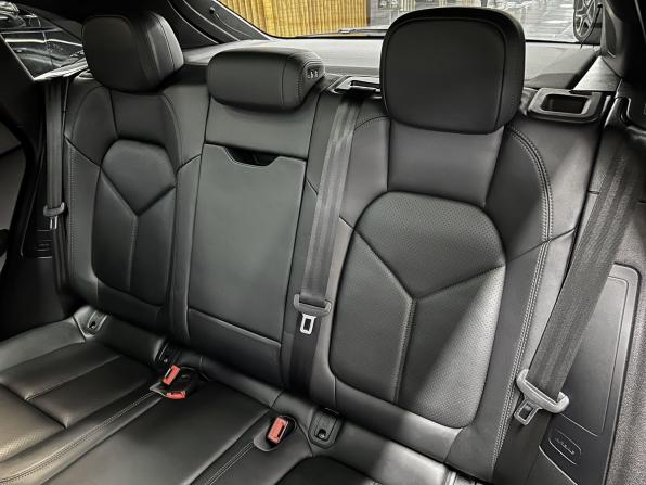 Porsche Macan I Рестайлинг с пробегом 2020 года, цена 4 490 000 рублей, 98334 км, внедорожник, Автокод Объявления