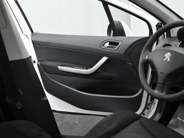 Peugeot 308 I Рестайлинг с пробегом 2011 года, цена 349 000 рублей, 198000 км, хэтчбек, Автокод Объявления