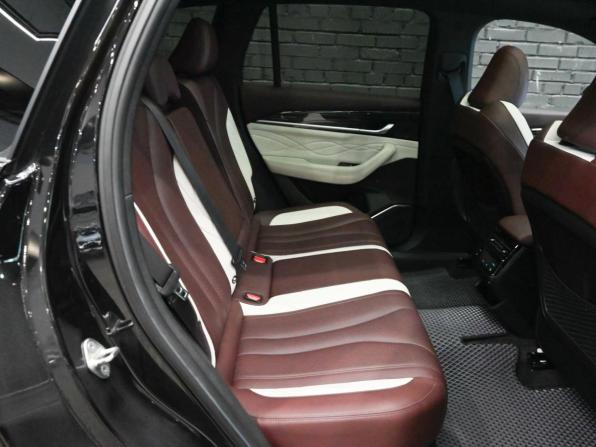Geely Monjaro I с пробегом 2023 года, цена 3 790 000 рублей, 17651 км, внедорожник, Автокод Объявления