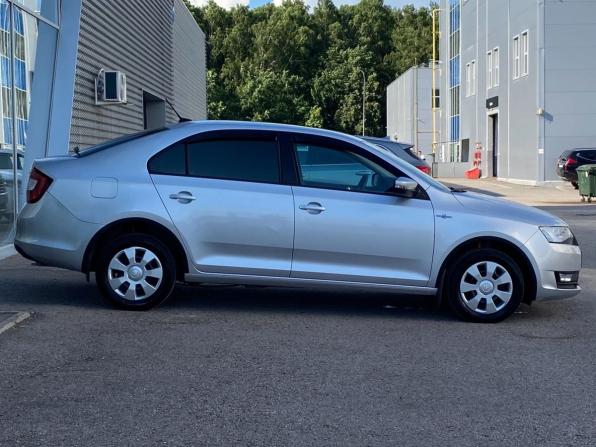 Skoda Rapid I Рестайлинг с пробегом 2019 года, цена 1 380 000 рублей, 88300 км, лифтбек, Автокод Объявления