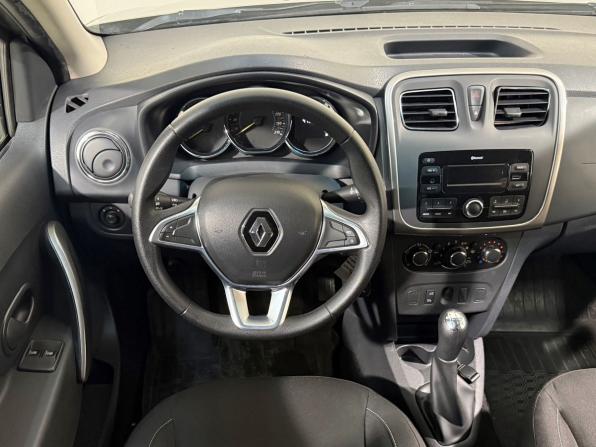 Renault Sandero II Рестайлинг с пробегом 2019 года, цена 1 047 800 рублей, 42000 км, хэтчбек, Автокод Объявления