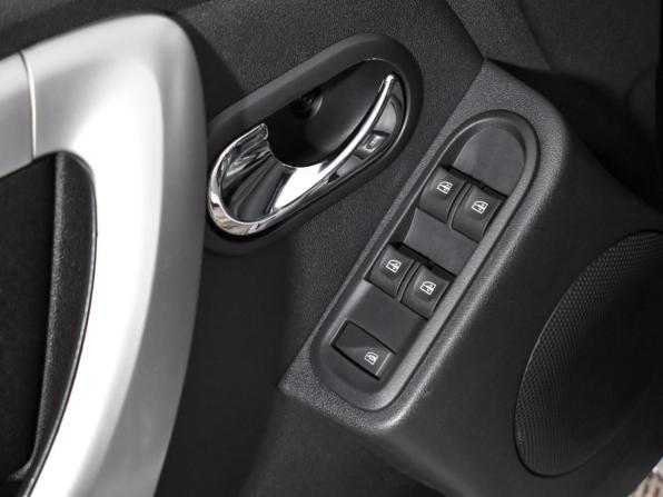 Nissan Terrano III (D10) с пробегом 2017 года, цена 1 289 000 рублей, 62544 км, внедорожник, Автокод Объявления