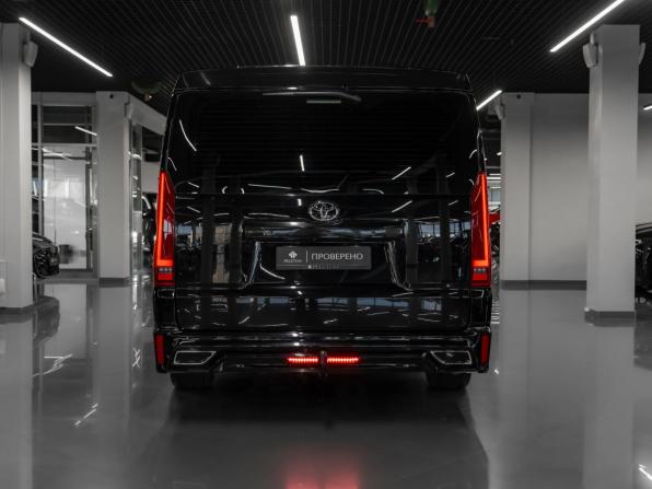 Toyota HiAce H300 с пробегом 2024 года, цена 10 900 000 рублей, 14616 км, минивэн, Автокод Объявления