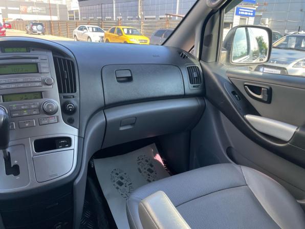Hyundai Grand Starex I с пробегом 2013 года, цена 2 220 000 рублей, 199000 км, минивэн, Автокод Объявления