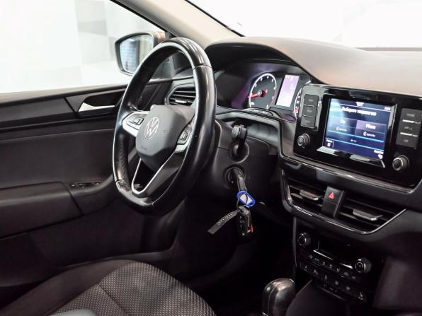 Volkswagen Polo VI с пробегом 2021 года, цена 1 550 000 рублей, 130011 км, лифтбек, Автокод Объявления