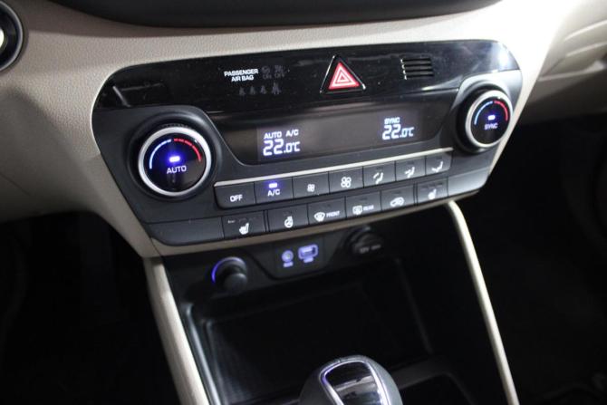 Hyundai Tucson III Рестайлинг с пробегом 2019 года, цена 1 839 000 рублей, 165804 км, внедорожник, Автокод Объявления