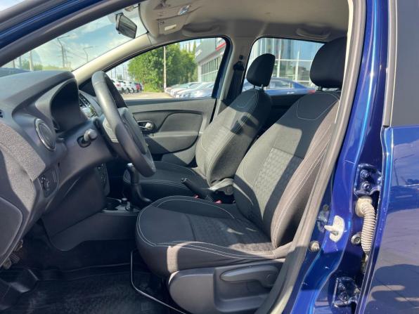 Renault Logan II с пробегом 2014 года, цена 698 000 рублей, 116105 км, седан, Автокод Объявления