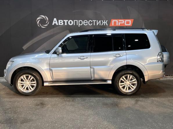 Mitsubishi Pajero IV Рестайлинг 1 с пробегом 2014 года, цена 2 075 000 рублей, 267613 км, внедорожник, Автокод Объявления