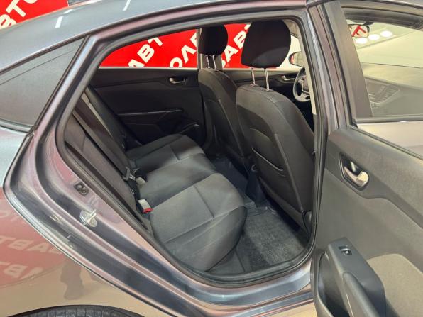 Hyundai Solaris II с пробегом 2018 года, цена 1 199 000 рублей, 111269 км, седан, Автокод Объявления