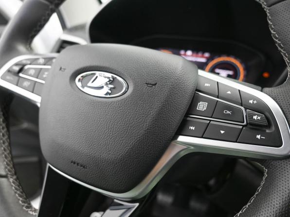 Lada (ВАЗ) Vesta I Рестайлинг (NG) с пробегом 2023 года, цена 1 259 900 рублей, 50000 км, седан, Автокод Объявления