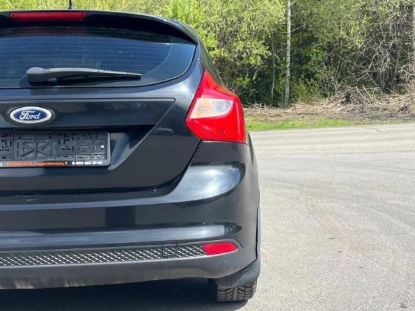 Ford Focus III с пробегом 2012 года, цена 619 000 рублей, 231892 км, хэтчбек, Автокод Объявления