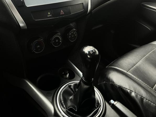 Mitsubishi ASX I с пробегом 2013 года, цена 799 000 рублей, 250000 км, внедорожник, Автокод Объявления