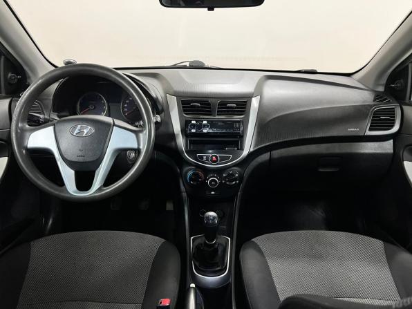 Hyundai Solaris I с пробегом 2012 года, цена 450 000 рублей, 278466 км, хэтчбек, Автокод Объявления