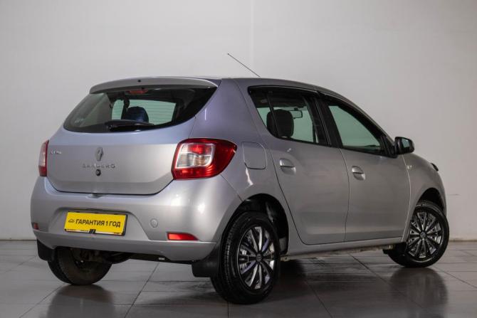 Renault Sandero II с пробегом 2014 года, цена 599 000 рублей, 130000 км, хэтчбек, Автокод Объявления