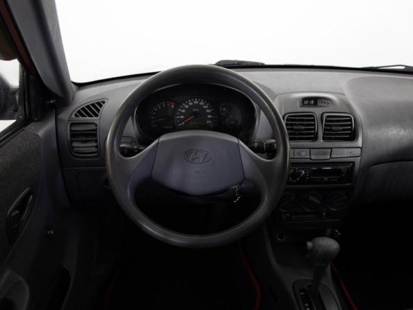 Hyundai Accent II Рестайлинг с пробегом 2005 года, цена 379 000 рублей, 193401 км, седан, Автокод Объявления