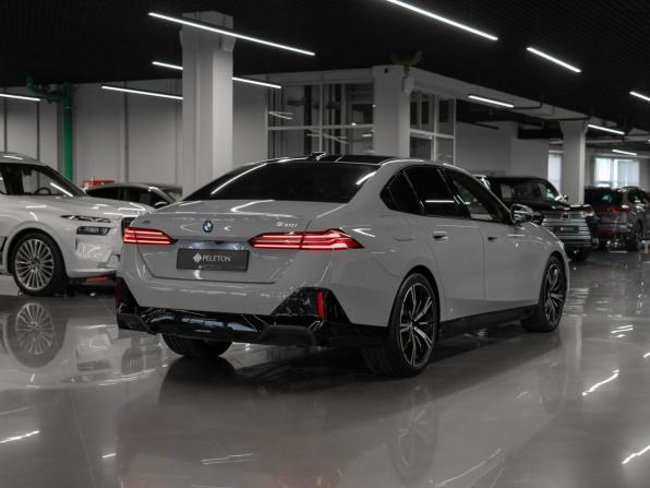 BMW 5 серии VIII (G60/G61/G68) с пробегом 2026 года, цена 10 100 000 рублей, 11 км, седан, Автокод Объявления