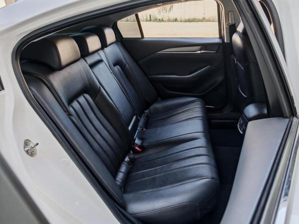 Mazda 6 III (GJ) Рестайлинг 2 с пробегом 2021 года, цена 2 660 000 рублей, 98025 км, седан, Автокод Объявления