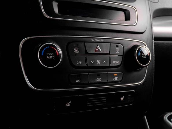 Kia Sorento II Рестайлинг с пробегом 2013 года, цена 1 349 000 рублей, 200532 км, внедорожник, Автокод Объявления
