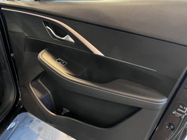 Omoda C5 I с пробегом 2023 года, цена 1 450 000 рублей, 99174 км, внедорожник, Автокод Объявления