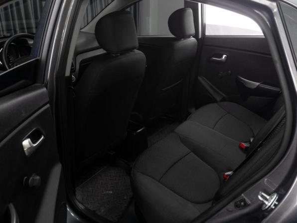 Kia Rio III Рестайлинг с пробегом 2015 года, цена 999 000 рублей, 121043 км, седан, Автокод Объявления