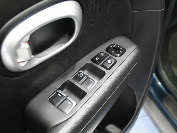 Kia Soul II Рестайлинг с пробегом 2017 года, цена 1 579 900 рублей, 111000 км, хэтчбек, Автокод Объявления