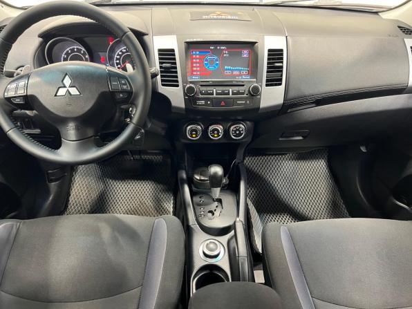 Mitsubishi Outlander II Рестайлинг с пробегом 2012 года, цена 1 245 000 рублей, 251106 км, внедорожник, Автокод Объявления