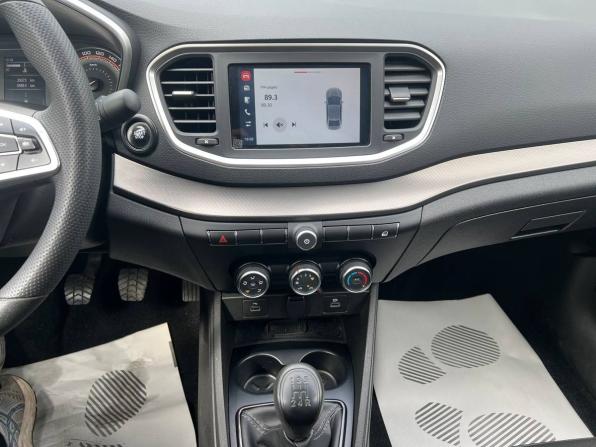 Lada (ВАЗ) Vesta I Рестайлинг (NG) с пробегом 2024 года, цена 1 180 000 рублей, 40000 км, седан, Автокод Объявления
