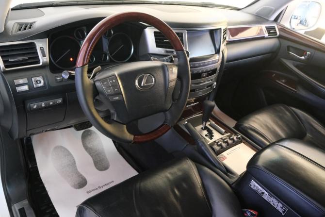 Lexus LX III Рестайлинг с пробегом 2013 года, цена 4 599 000 рублей, 227000 км, внедорожник, Автокод Объявления