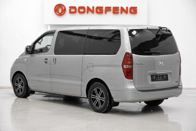 Hyundai Grand Starex I с пробегом 2011 года, цена 1 349 000 рублей, 155000 км, минивэн, Автокод Объявления