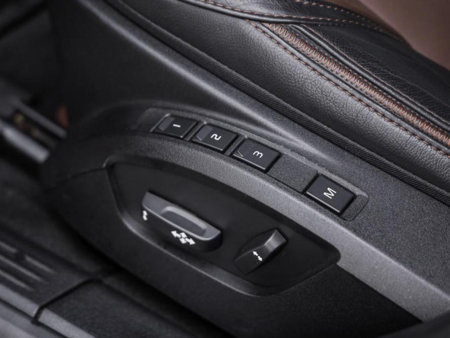 Volvo V40 Cross Country I Рестайлинг Санкт-Петербург  - изображение 21