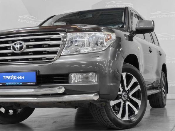 Toyota Land Cruiser 200 Series с пробегом 2010 года, цена 2 750 000 рублей, 260000 км, внедорожник, Автокод Объявления