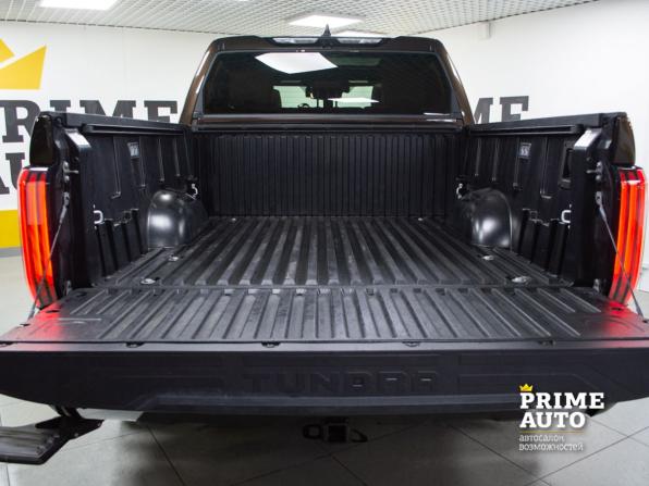 Toyota Tundra III с пробегом 2024 года, цена 8 999 000 рублей, 4200 км, offers.body_type.unknown, Автокод Объявления