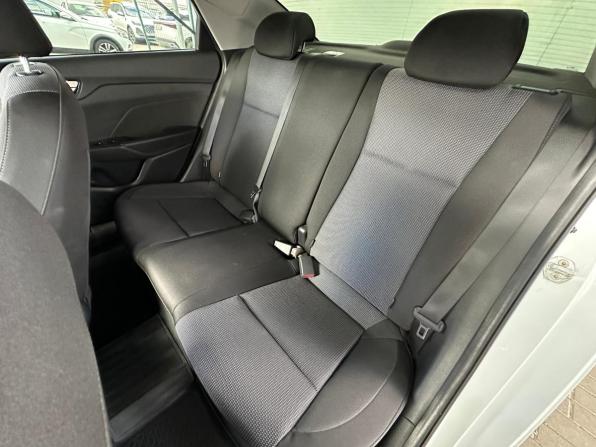 Hyundai Solaris II с пробегом 2019 года, цена 1 370 000 рублей, 92216 км, седан, Автокод Объявления