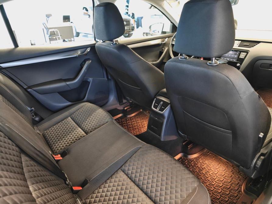 Skoda Octavia III (A7) Рестайлинг Санкт-Петербург  - изображение 8