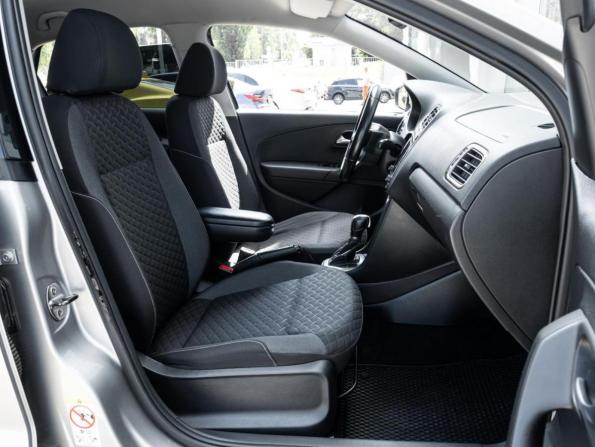 Volkswagen Polo V Рестайлинг с пробегом 2018 года, цена 1 154 600 рублей, 158426 км, седан, Автокод Объявления