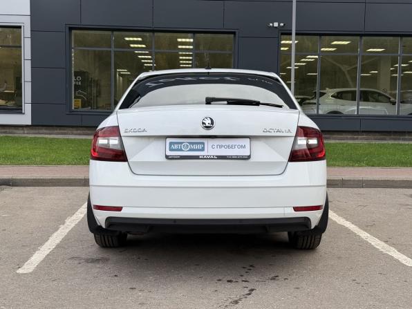 Skoda Octavia III (A7) Рестайлинг с пробегом 2019 года, цена 1 665 000 рублей, 184605 км, лифтбек, Автокод Объявления