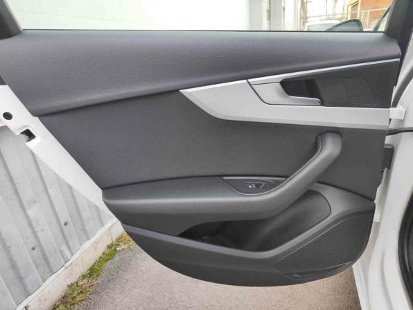Audi A4 V (B9) с пробегом 2018 года, цена 1 975 000 рублей, 147912 км, седан, Автокод Объявления