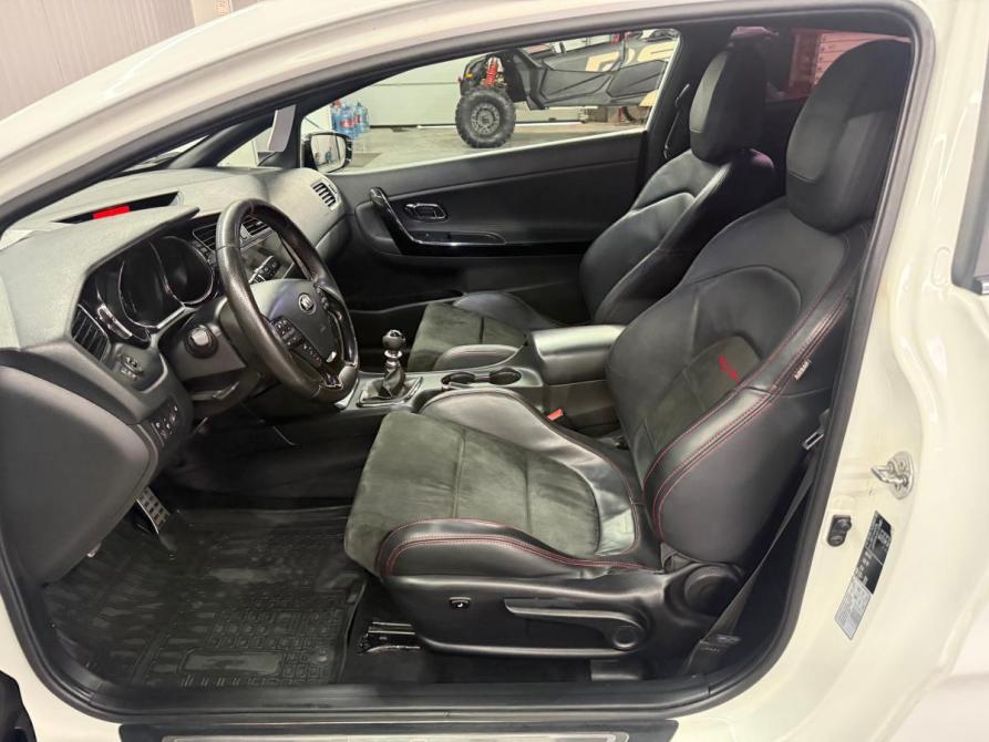 Kia Ceed GT I Краснодар  - изображение 12