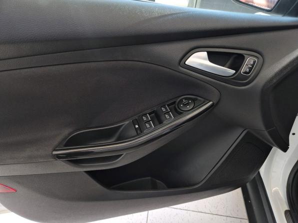 Ford Focus III Рестайлинг с пробегом 2016 года, цена 1 129 000 рублей, 188056 км, универсал, Автокод Объявления
