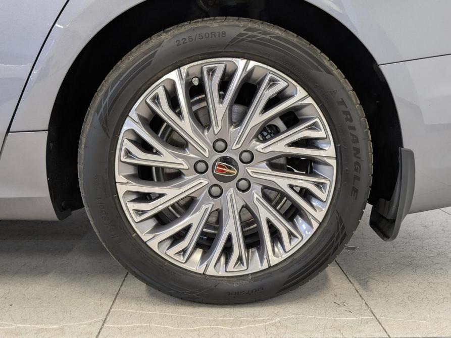 Hongqi H5 II Москва  - изображение 12