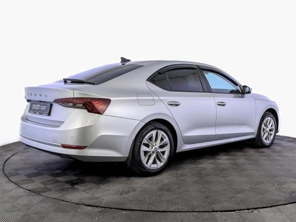 Skoda Octavia IV (A8) с пробегом 2021 года, цена 2 120 000 рублей, 145049 км, лифтбек, Автокод Объявления