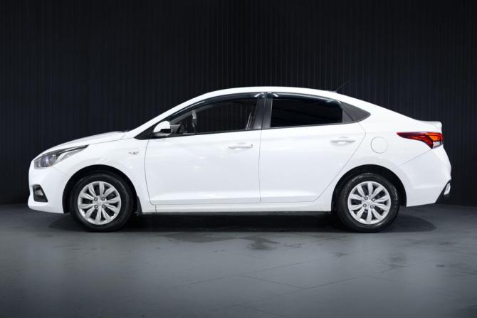 Hyundai Solaris I с пробегом 2013 года, цена 799 000 рублей, 205408 км, седан, Автокод Объявления