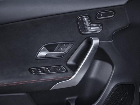 Mercedes-Benz A-Класс AMG II (W177) с пробегом 2019 года, цена 3 335 310 рублей, 75777 км, хэтчбек, Автокод Объявления