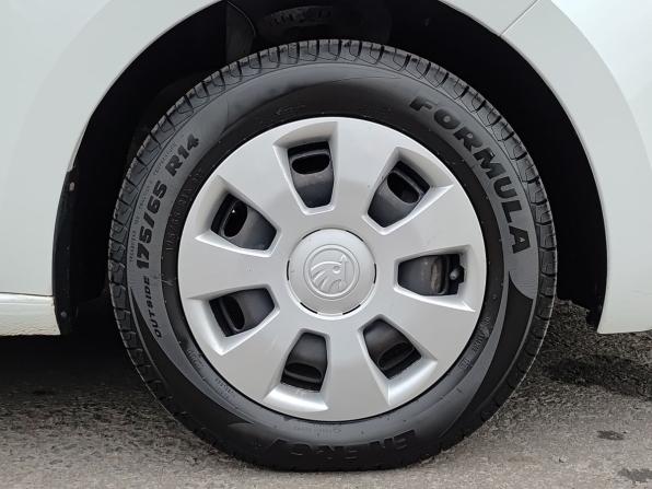 Skoda Rapid I с пробегом 2017 года, цена 1 095 000 рублей, 133022 км, лифтбек, Автокод Объявления