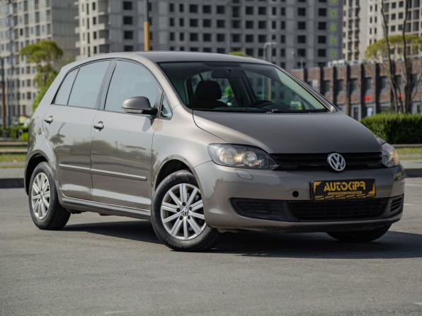 Volkswagen Golf Plus II с пробегом 2012 года, цена 710 000 рублей, 188000 км, хэтчбек, Автокод Объявления