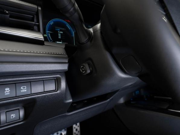 Toyota Camry IX (XV80) China Market с пробегом 2026 года, цена 4 250 000 рублей, 50 км, седан, Автокод Объявления