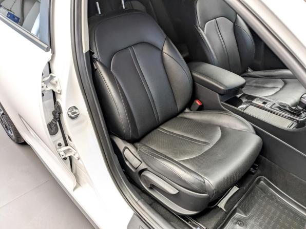 Kia Optima IV Рестайлинг с пробегом 2019 года, цена 2 060 000 рублей, 111354 км, седан, Автокод Объявления