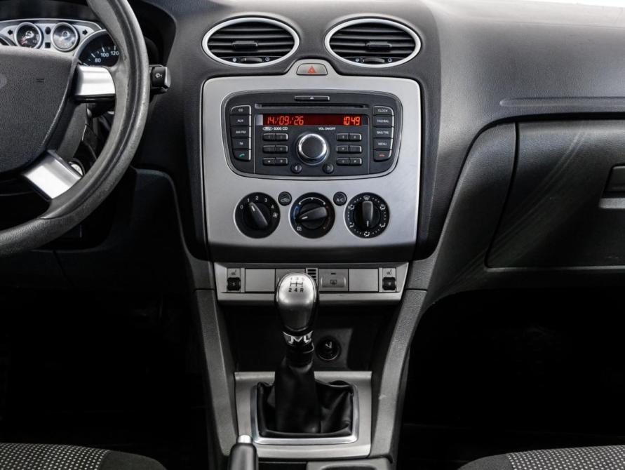 Ford Focus II Рестайлинг Санкт-Петербург  - изображение 11